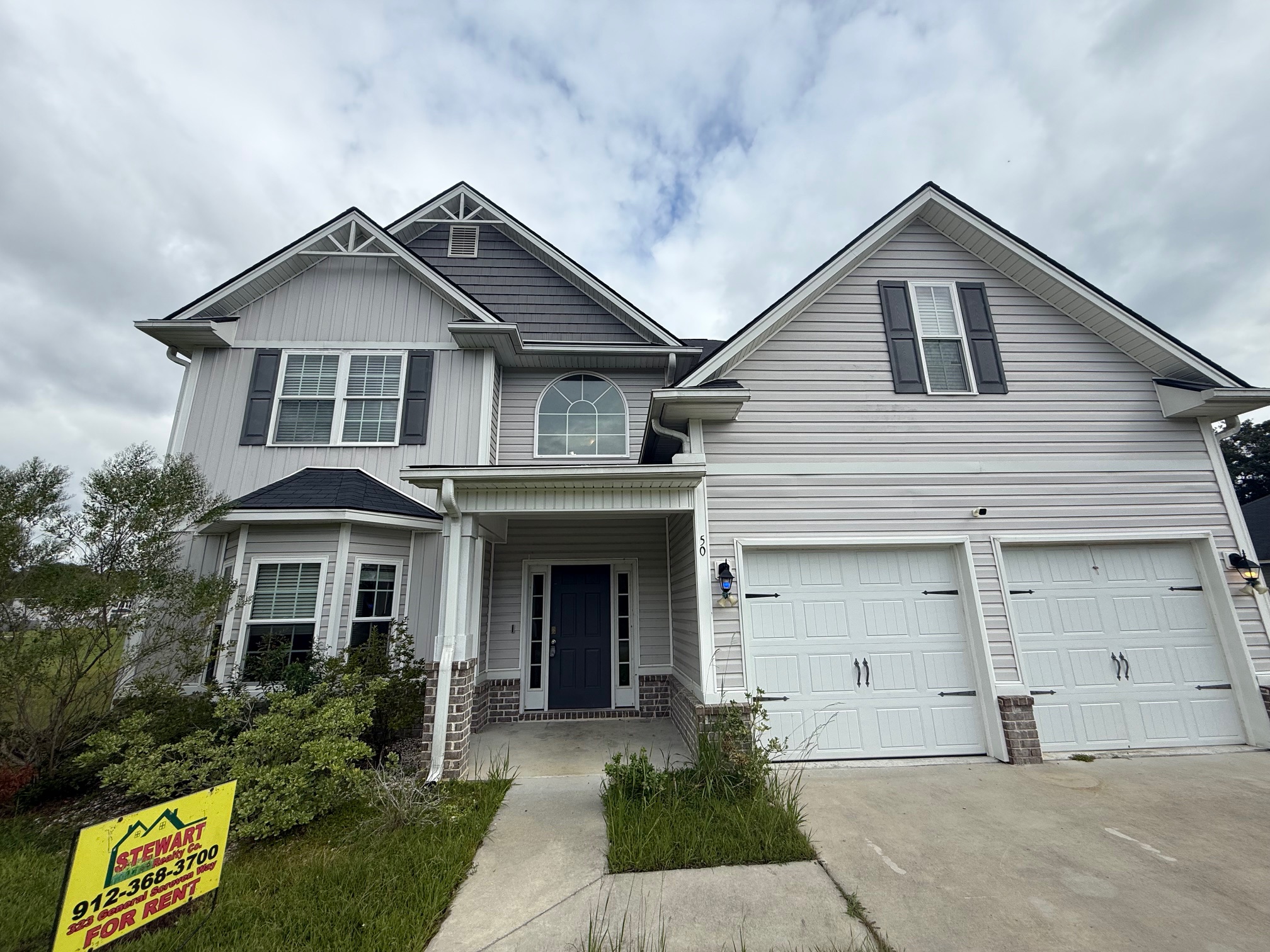 50 Huntington Drive NE