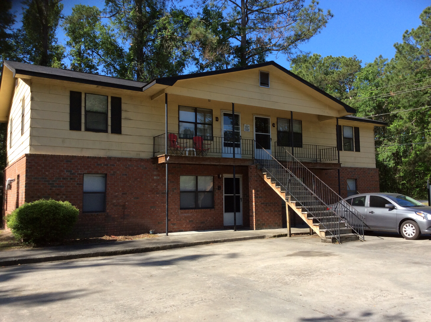 Property main image